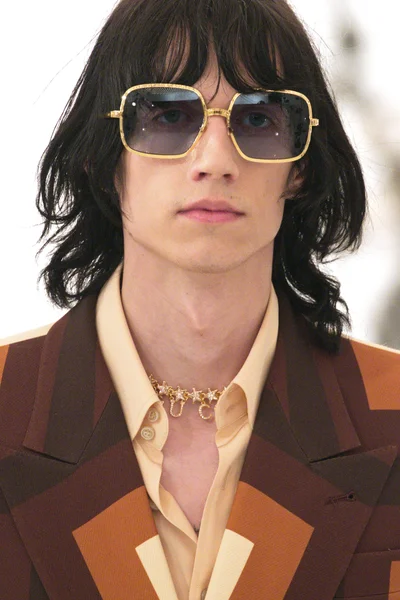 Look 36